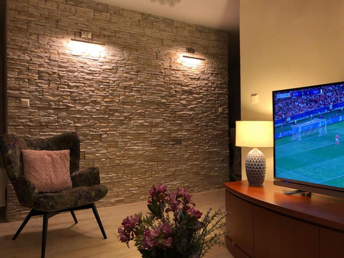 Sunset Apartment With A Private Yard At Medulin Riviera 外观 照片